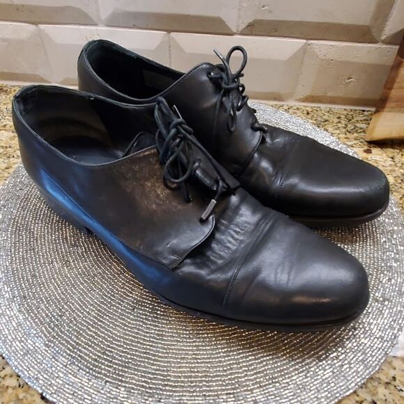 BALLY Black Leather Lace Ups - Size 10 - Picture 1 of 8